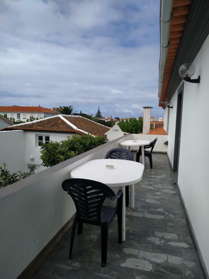 Bettencourt Rooms Santa Cruz da Graciosa Bagian luar foto